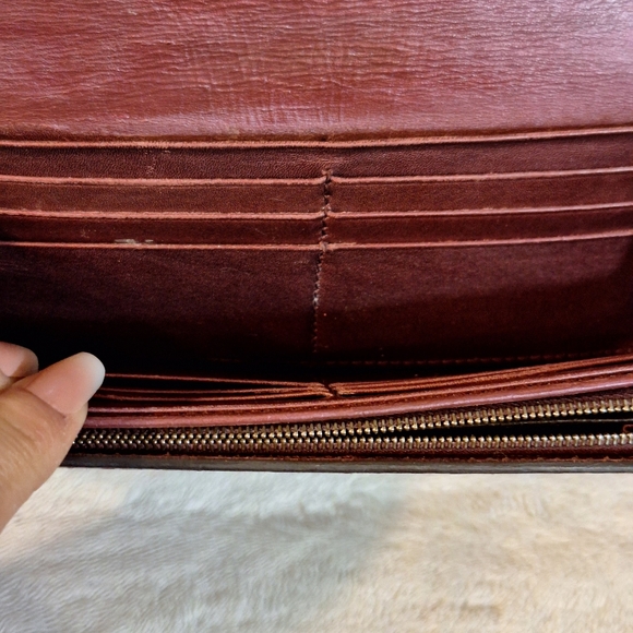 Gucci Guccissma $1100 Heart Long Wallet - Picture 5 of 17